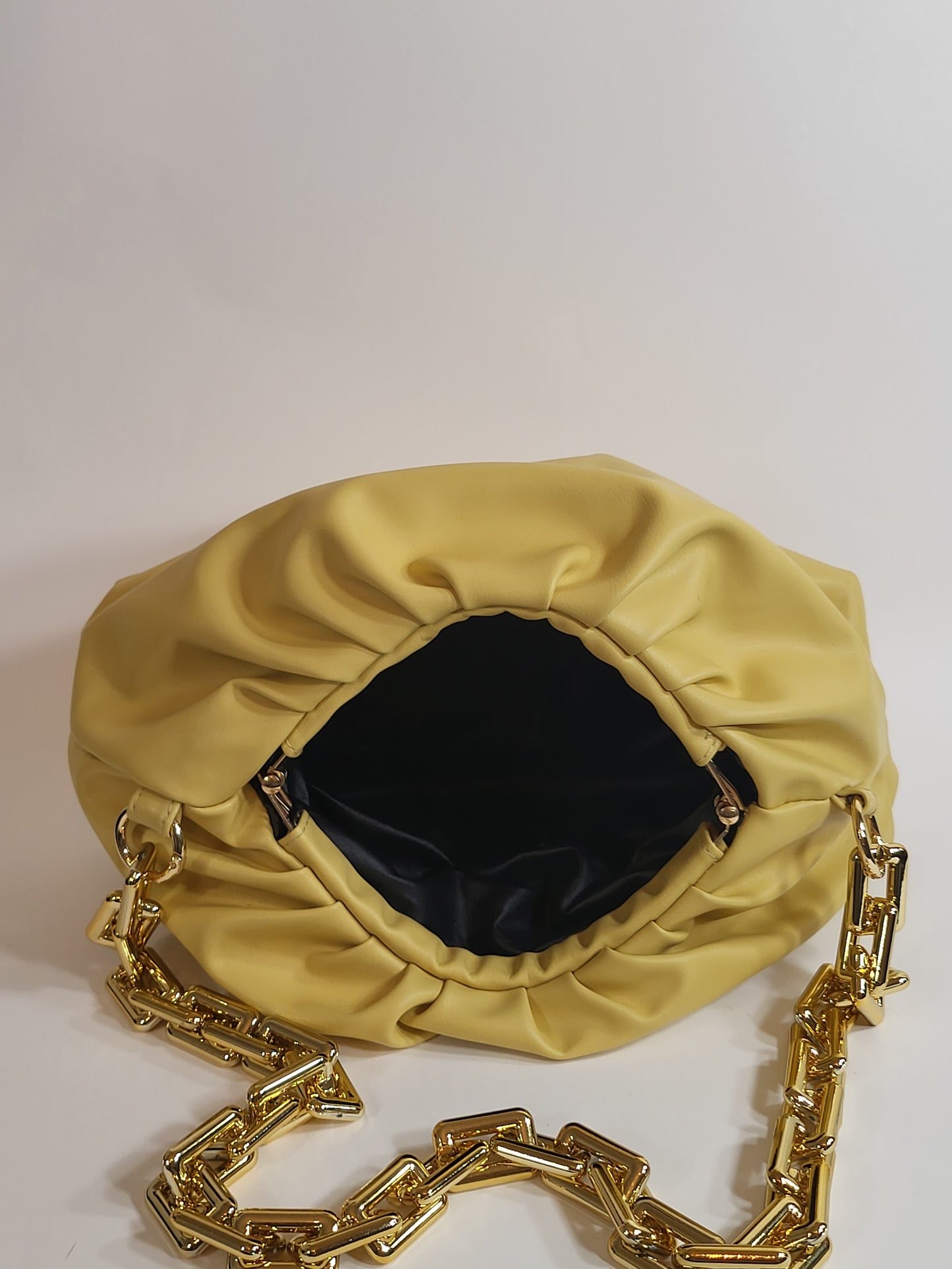 90s Gold Chain Clutch